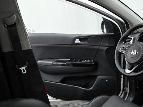 Kia Sportage IV с пробегом 2018 года, цена 1 849 000 рублей, 109000 км, внедорожник, Автокод Объявления