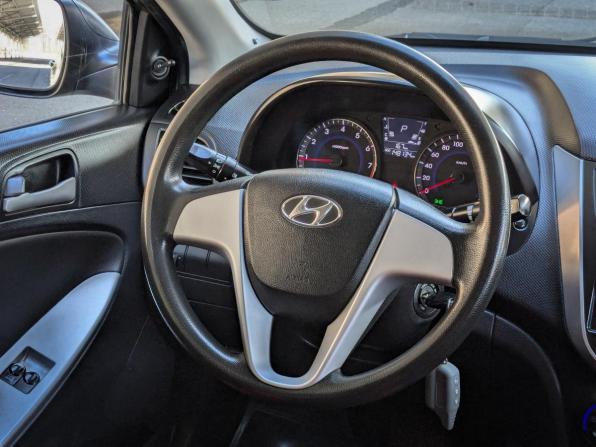 Hyundai Solaris I с пробегом 2012 года, цена 699 900 рублей, 148000 км, седан, Автокод Объявления