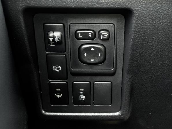 Toyota Land Cruiser Prado 150 Series Рестайлинг 1 с пробегом 2014 года, цена 3 075 000 рублей, 330617 км, внедорожник, Автокод Объявления