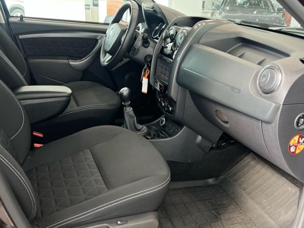 Renault Duster I Рестайлинг с пробегом 2017 года, цена 1 290 000 рублей, 121000 км, внедорожник, Автокод Объявления