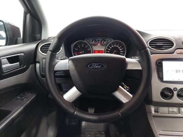 Ford Focus II Рестайлинг с пробегом 2009 года, цена 520 000 рублей, 200000 км, хэтчбек, Автокод Объявления