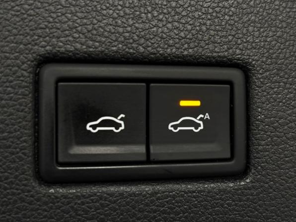 Volkswagen Tiguan II Рестайлинг с пробегом 2021 года, цена 3 780 000 рублей, 90000 км, внедорожник, Автокод Объявления