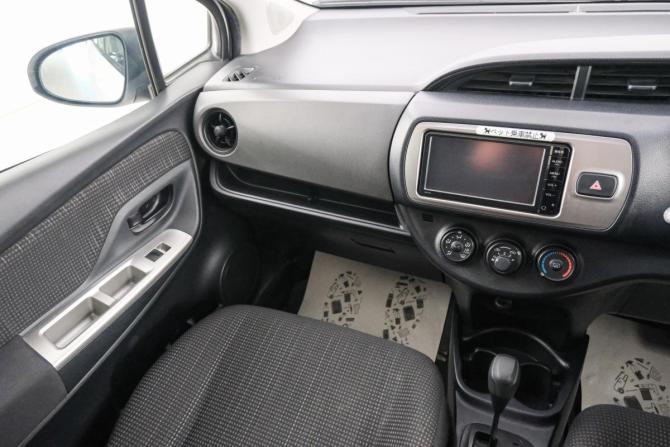 Toyota Vitz III (XP130) Рестайлинг с пробегом 2016 года, цена 919 000 рублей, 130000 км, хэтчбек, Автокод Объявления