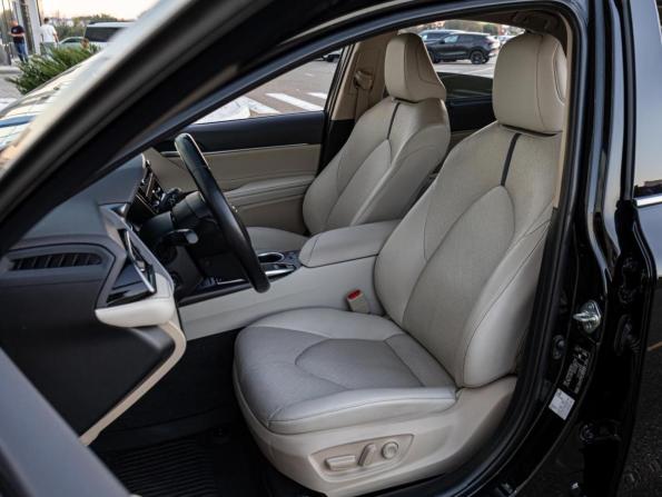 Toyota Camry VIII (XV70) Рестайлинг с пробегом 2021 года, цена 3 150 000 рублей, 89295 км, седан, Автокод Объявления