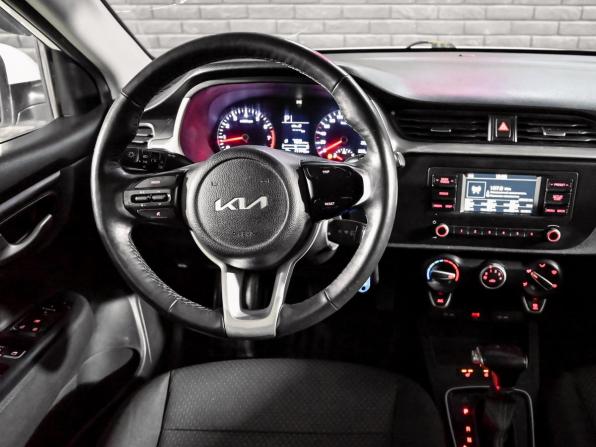 Kia Rio IV Рестайлинг с пробегом 2021 года, цена 1 500 000 рублей, 171438 км, седан, Автокод Объявления