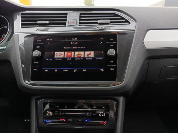 Volkswagen Tiguan II Рестайлинг с пробегом 2021 года, цена 2 604 000 рублей, 94124 км, внедорожник, Автокод Объявления