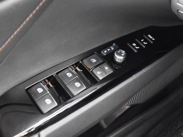 Toyota Camry VIII (XV70) Рестайлинг с пробегом 2021 года, цена 3 230 100 рублей, 69106 км, седан, Автокод Объявления