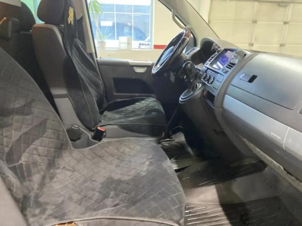 Volkswagen Multivan T5 Рестайлинг с пробегом 2010 года, цена 2 149 000 рублей, 371113 км, минивэн, Автокод Объявления