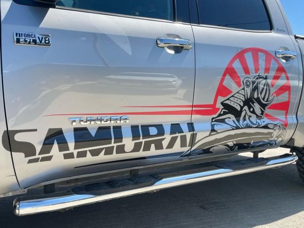Toyota Tundra II Рестайлинг с пробегом 2015 года, цена 5 500 000 рублей, 164000 км, offers.body_type.unknown, Автокод Объявления