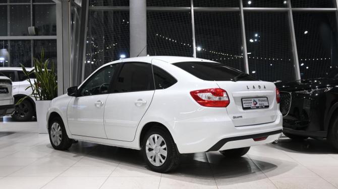 Lada (ВАЗ) Granta I Рестайлинг с пробегом 2021 года, цена 595 000 рублей, 145000 км, хэтчбек, Автокод Объявления