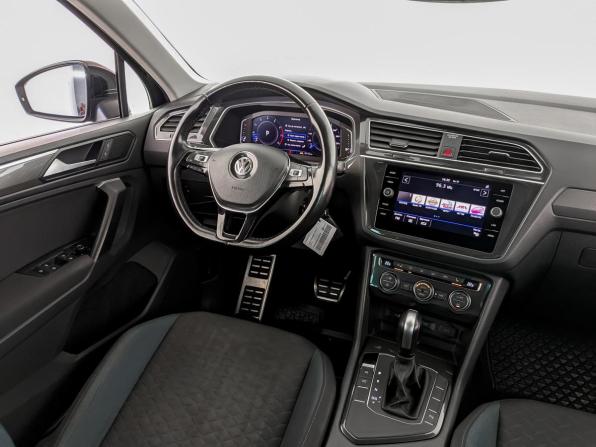 Volkswagen Tiguan II с пробегом 2019 года, цена 1 959 000 рублей, 181317 км, внедорожник, Автокод Объявления