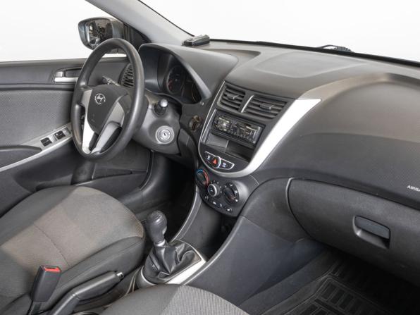 Hyundai Solaris I с пробегом 2011 года, цена 600 600 рублей, 218131 км, седан, Автокод Объявления