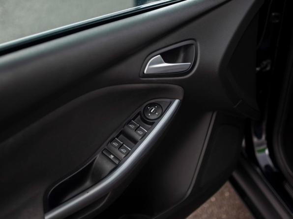 Ford Focus III с пробегом 2012 года, цена 840 000 рублей, 156950 км, хэтчбек, Автокод Объявления