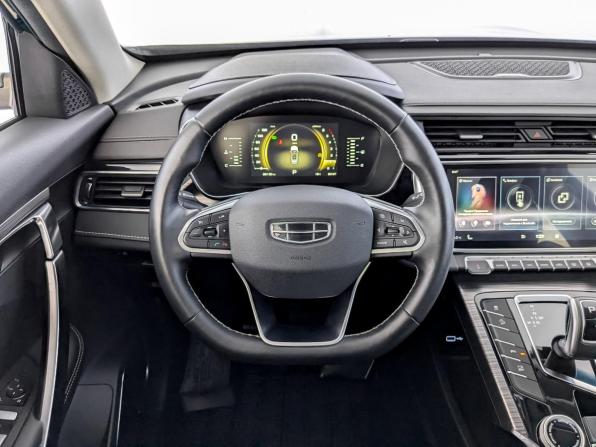 Geely Atlas Pro с пробегом 2023 года, цена 2 255 000 рублей, 22127 км, внедорожник, Автокод Объявления