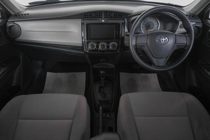 Toyota Corolla XI (E160 E170 E180) с пробегом 2013 года, цена 869 000 рублей, 227223 км, седан, Автокод Объявления