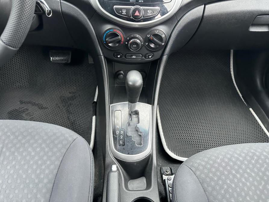 Hyundai Solaris I Екатеринбург  - изображение 11