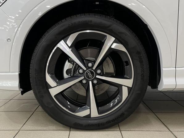 Audi Q3 II (F3) с пробегом 2026 года, цена 3 780 000 рублей, 25 км, внедорожник, Автокод Объявления