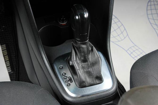 Volkswagen Polo V с пробегом 2012 года, цена 799 000 рублей, 235000 км, седан, Автокод Объявления