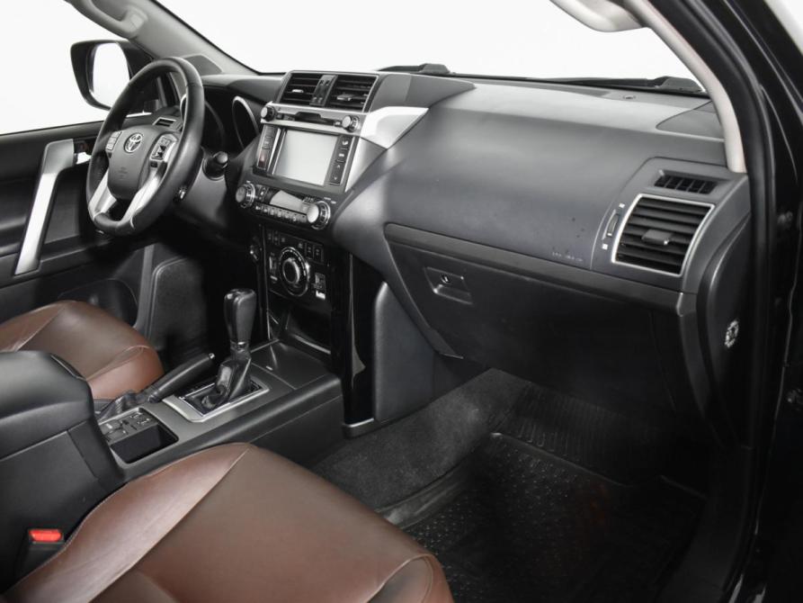 Toyota Land Cruiser Prado 150 Series Рестайлинг 1 Санкт-Петербург  - изображение 12