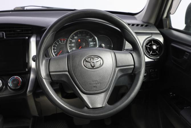 Toyota Corolla XI (E160 E170) Рестайлинг 2 с пробегом 2017 года, цена 1 299 000 рублей, 192768 км, универсал, Автокод Объявления