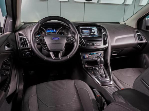Ford Focus III Рестайлинг с пробегом 2016 года, цена 1 399 000 рублей, 81451 км, хэтчбек, Автокод Объявления