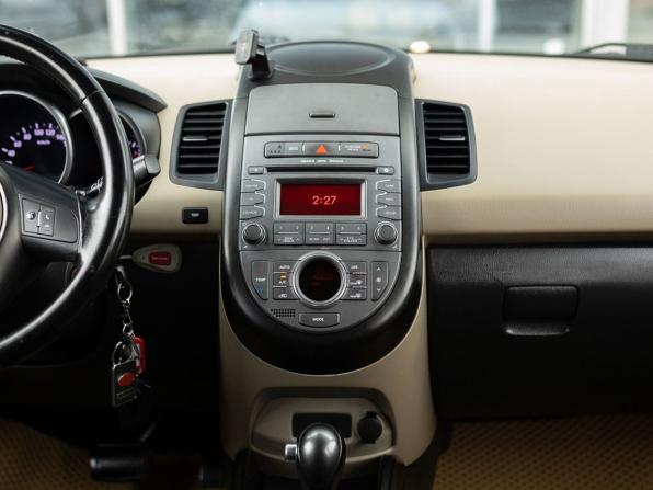 Kia Soul I Рестайлинг с пробегом 2013 года, цена 880 000 рублей, 300431 км, хэтчбек, Автокод Объявления