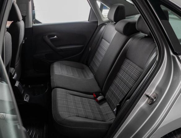 Volkswagen Polo V Рестайлинг с пробегом 2016 года, цена 1 299 000 рублей, 108395 км, седан, Автокод Объявления
