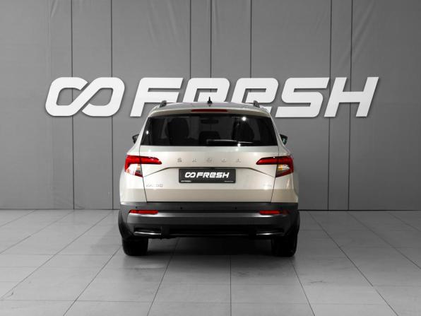 Skoda Karoq I с пробегом 2021 года, цена 2 598 000 рублей, 52158 км, внедорожник, Автокод Объявления