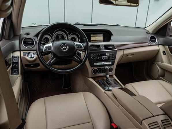 Mercedes-Benz C-Класс III (W204) Рестайлинг с пробегом 2012 года, цена 1 320 000 рублей, 249659 км, седан, Автокод Объявления