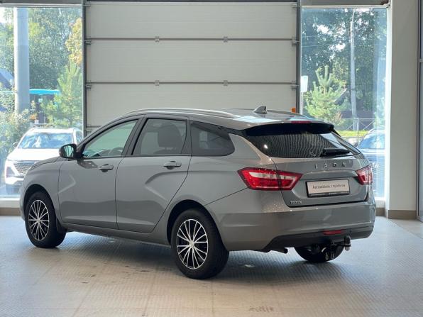 Lada (ВАЗ) Vesta I с пробегом 2019 года, цена 980 000 рублей, 101800 км, универсал, Автокод Объявления