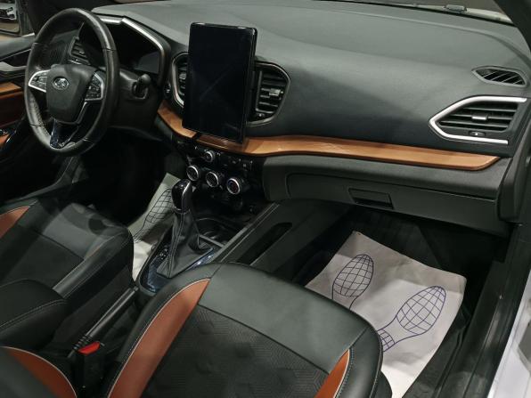 Lada (ВАЗ) Vesta I Рестайлинг (NG) с пробегом 2024 года, цена 1 550 000 рублей, 28093 км, универсал, Автокод Объявления