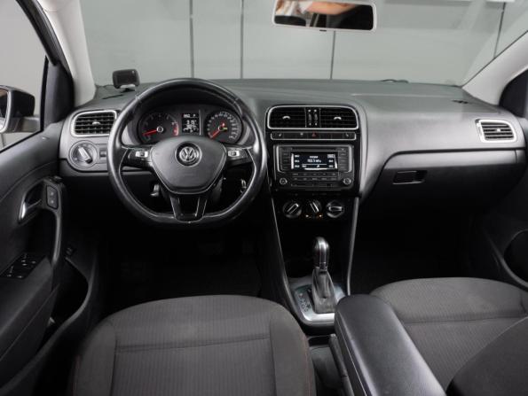 Volkswagen Polo V Рестайлинг с пробегом 2017 года, цена 1 069 000 рублей, 188343 км, седан, Автокод Объявления