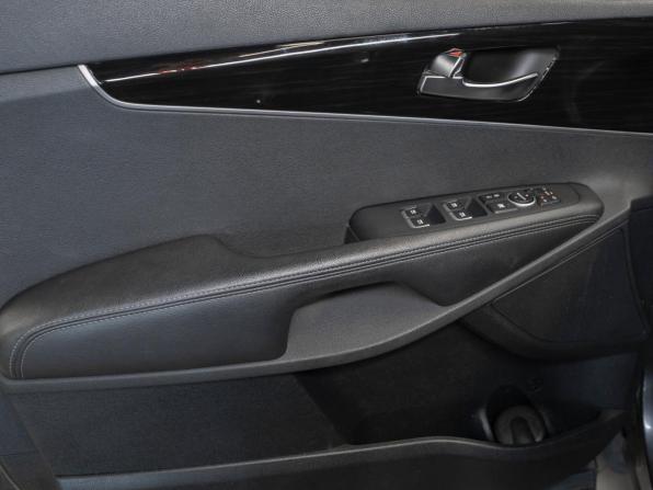 Kia Sorento III Prime Рестайлинг с пробегом 2019 года, цена 3 350 000 рублей, 39589 км, внедорожник, Автокод Объявления