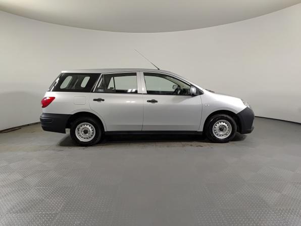 Nissan AD III Рестайлинг с пробегом 2021 года, цена 1 020 000 рублей, 98111 км, универсал, Автокод Объявления