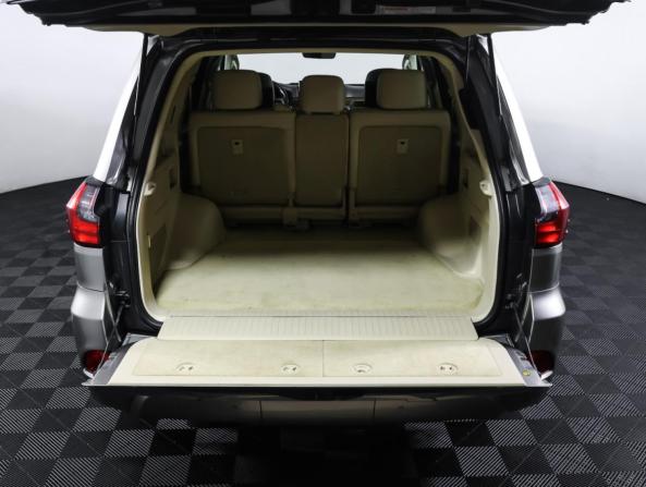 Lexus LX III Рестайлинг 2 с пробегом 2019 года, цена 7 900 000 рублей, 148442 км, внедорожник, Автокод Объявления