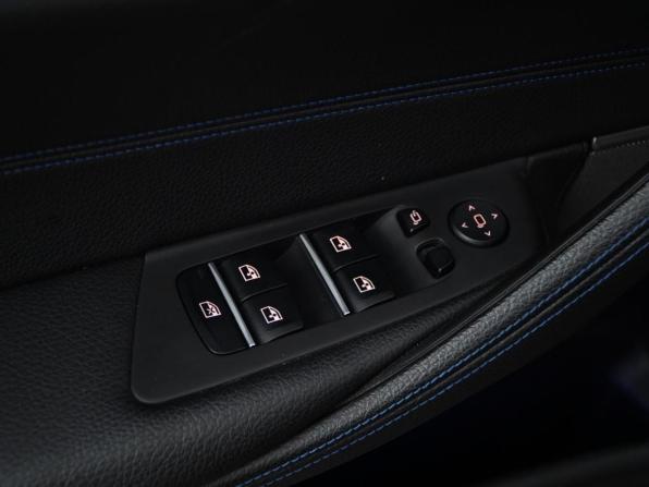 BMW 5 серии VII (G30/G31/G38) с пробегом 2019 года, цена 2 994 444 рубля, 245621 км, универсал, Автокод Объявления