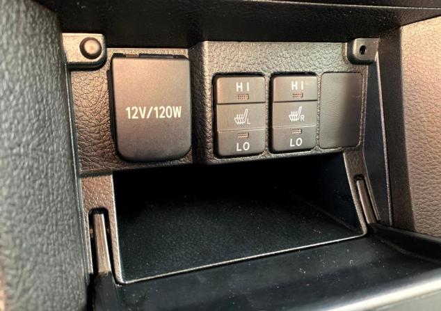 Toyota Corolla XI (E160 E170 E180) с пробегом 2013 года, цена 1 099 900 рублей, 229000 км, седан, Автокод Объявления