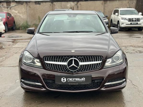 Mercedes-Benz C-Класс III (W204) Рестайлинг с пробегом 2011 года, цена 1 370 000 рублей, 145500 км, седан, Автокод Объявления