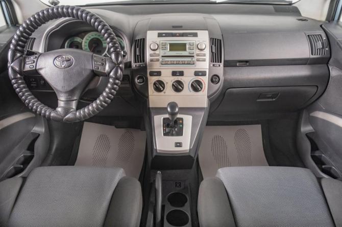 Toyota Corolla Verso I Рестайлинг с пробегом 2005 года, цена 699 000 рублей, 252000 км, компактвэн, Автокод Объявления