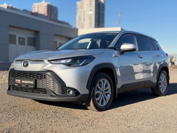 Toyota Frontlander с пробегом 2024 года, цена 2 795 000 рублей, 39000 км, внедорожник, Автокод Объявления