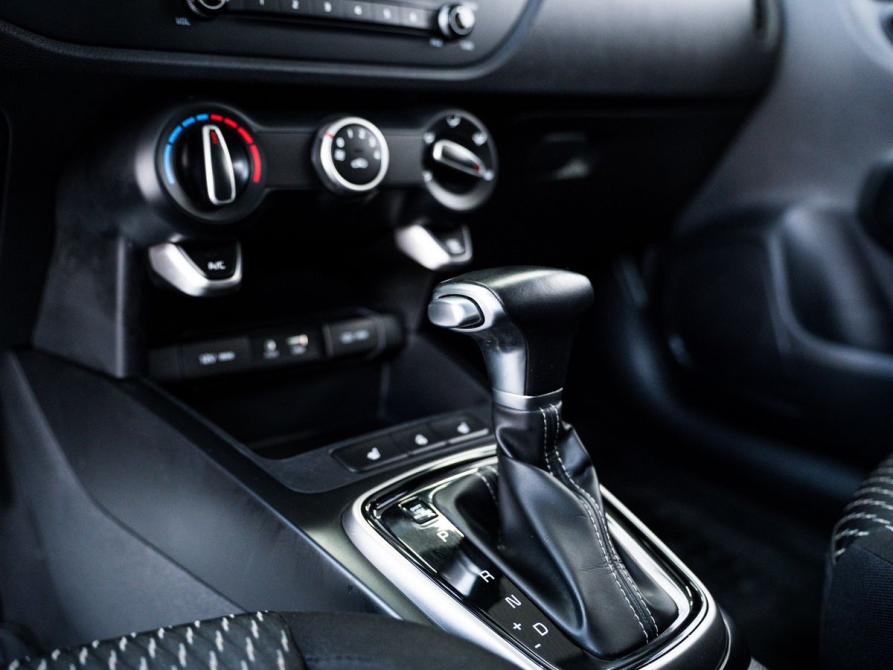 Kia Rio IV Ростов-на-Дону  - изображение 11
