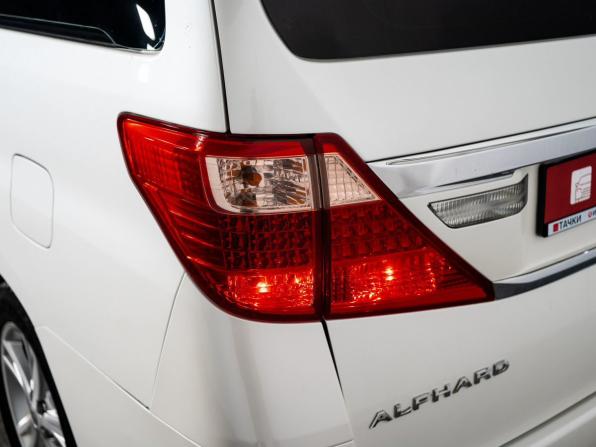 Toyota Alphard II с пробегом 2012 года, цена 2 350 000 рублей, 272955 км, минивэн, Автокод Объявления