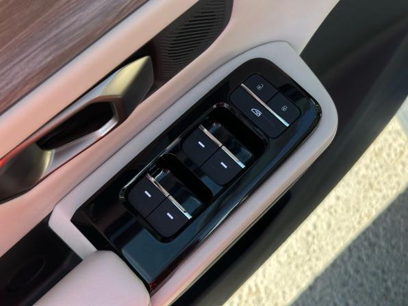 JETOUR DASHING I с пробегом 2023 года, цена 2 210 000 рублей, 27581 км, внедорожник, Автокод Объявления