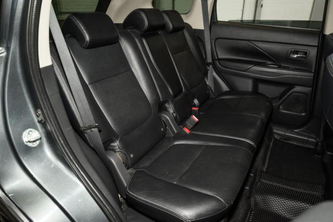 Mitsubishi Outlander III Рестайлинг с пробегом 2014 года, цена 1 329 000 рублей, 175162 км, внедорожник, Автокод Объявления