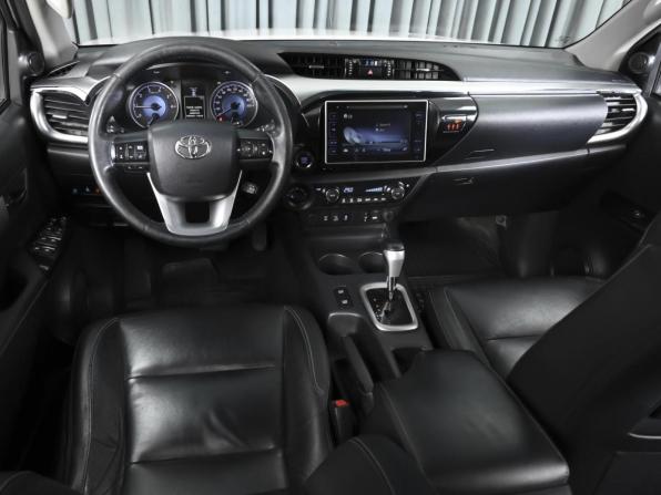 Toyota Hilux VIII с пробегом 2016 года, цена 2 889 000 рублей, 360503 км, offers.body_type.unknown, Автокод Объявления