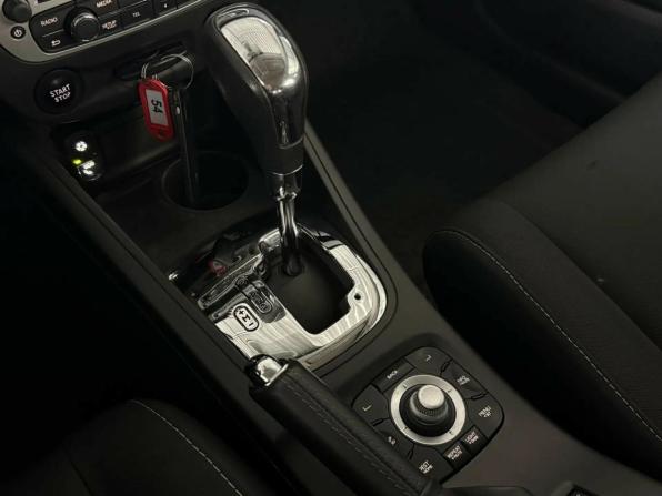 Renault Megane III Рестайлинг 2 с пробегом 2016 года, цена 990 000 рублей, 193347 км, универсал, Автокод Объявления
