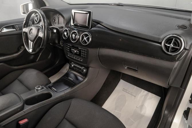 Mercedes-Benz B-Класс II (W246) с пробегом 2012 года, цена 1 199 000 рублей, 142080 км, хэтчбек, Автокод Объявления