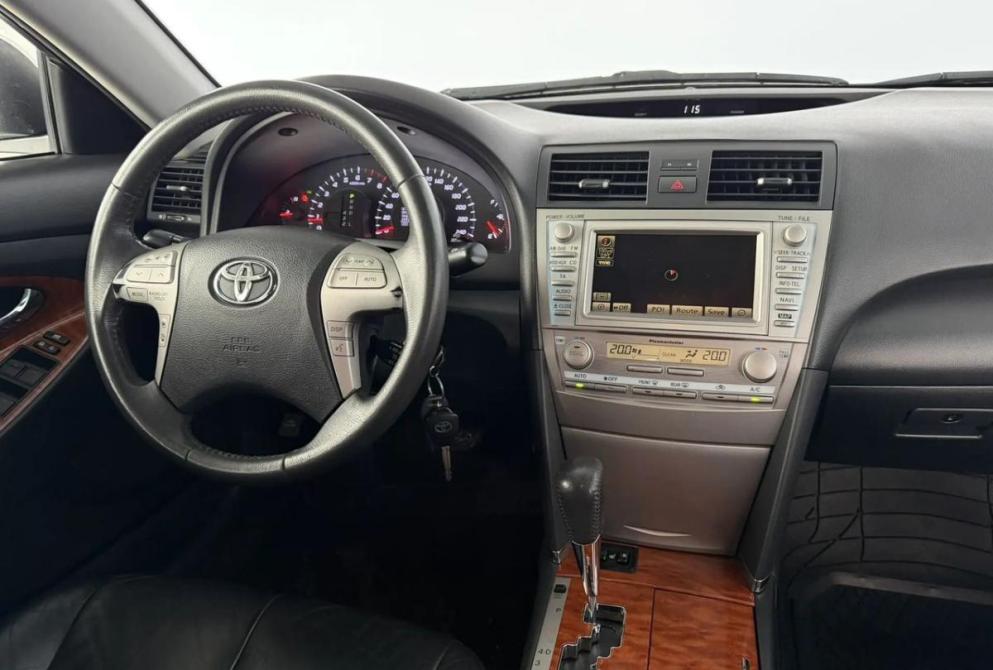 Toyota Camry VI (XV40) Рестайлинг Киров  - изображение 12