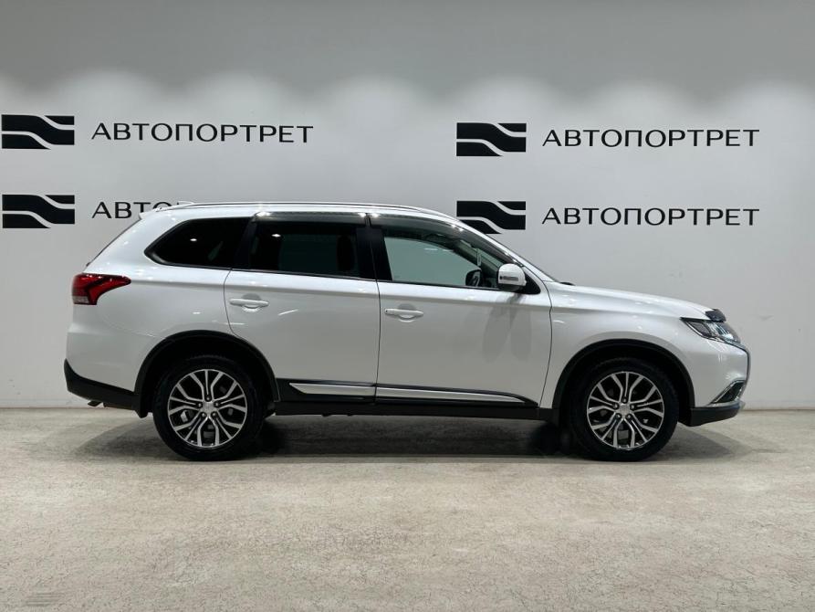 Mitsubishi Outlander III Рестайлинг 3 Санкт-Петербург  - изображение 8