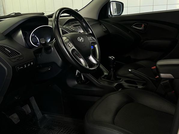 Hyundai ix35 I Рестайлинг с пробегом 2014 года, цена 1 327 000 рублей, 90503 км, внедорожник, Автокод Объявления